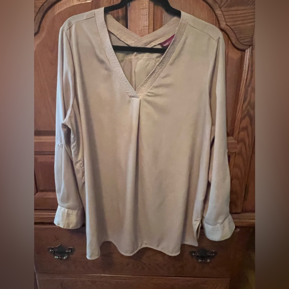 Women’s size 14, v-neck Tan tunic, lightweight polyester. Jessica London brand